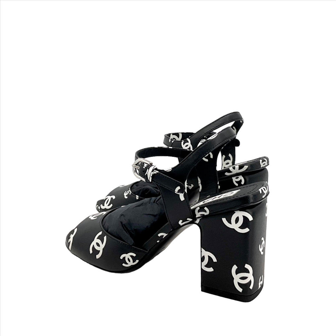 CHANEL Printed Lambskin CC Sandals in Black with block heel, Size 36